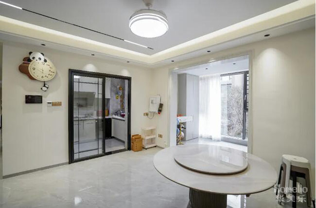 130㎡大平層，簡約布局卻能到處展現活力的樂居